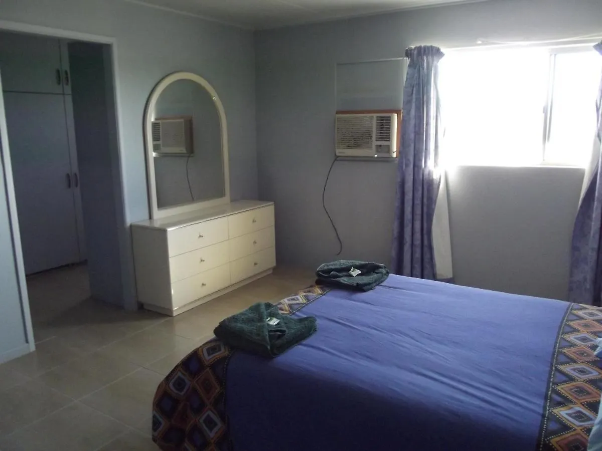 Leo Hotel Motel Clermont 3*,  Australia