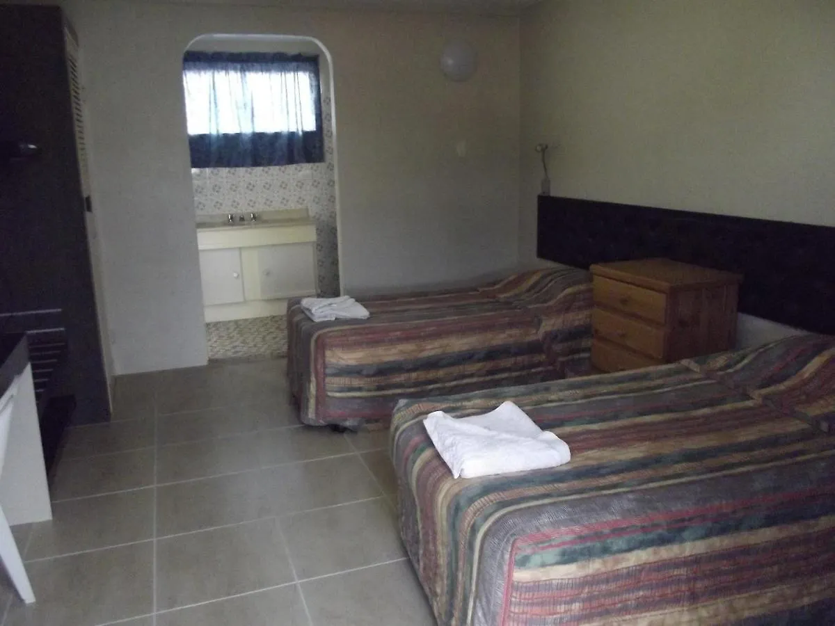 Leo Hotel Motel Clermont